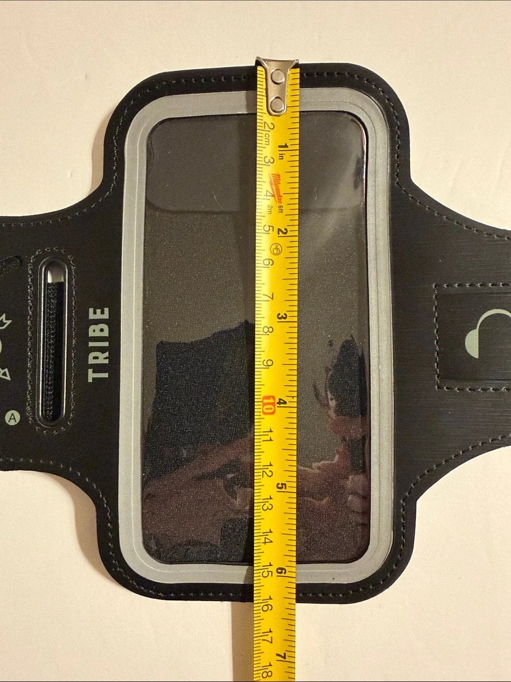TRIBE Water Resistant Cell Phone Armband for Running and Workouts NWOT
